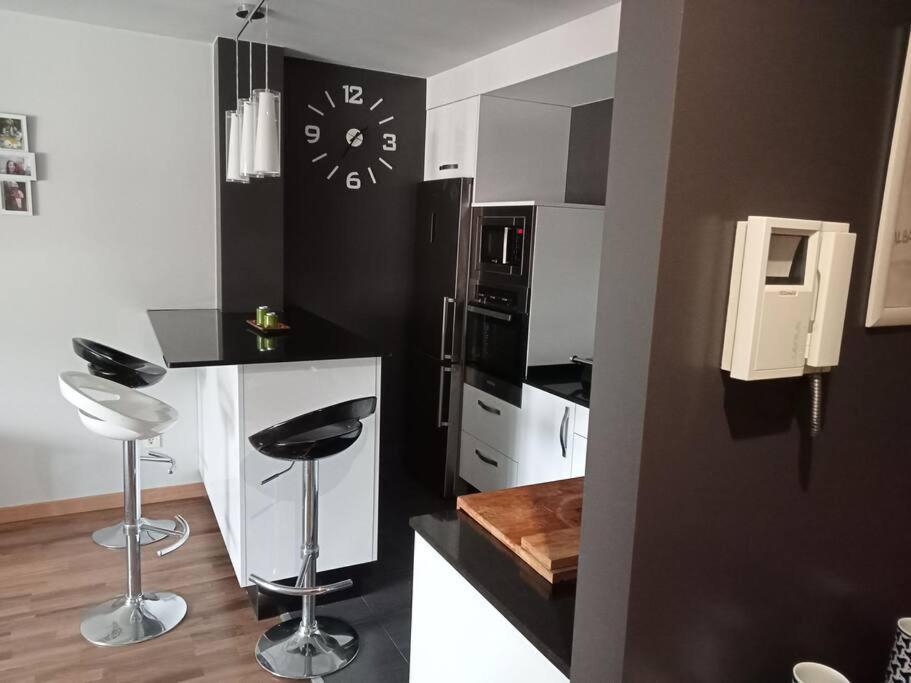 Vikingo Apartment Catoira Bagian luar foto