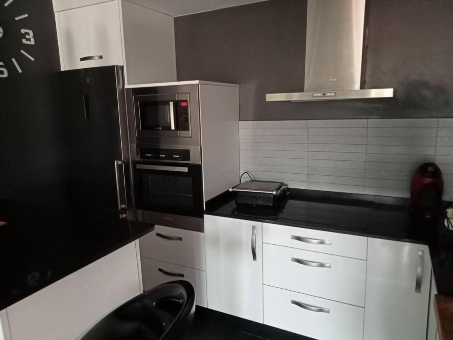 Vikingo Apartment Catoira Bagian luar foto